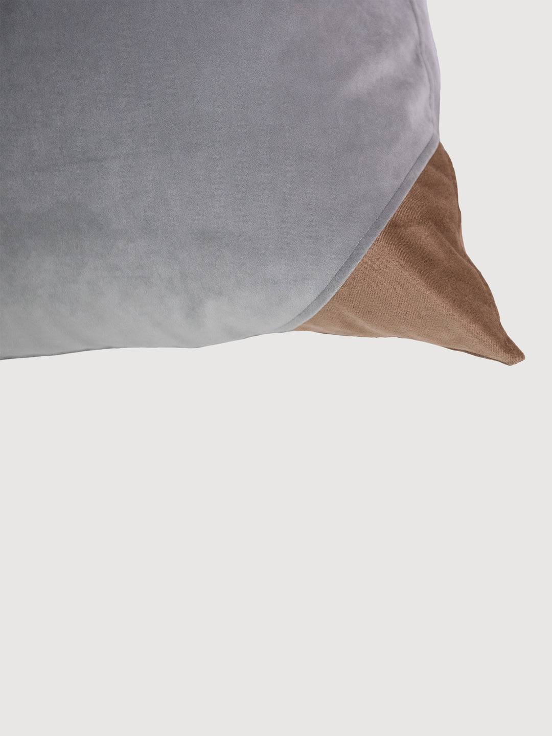 Puff Triangular de Interior PUF - Gris Claro