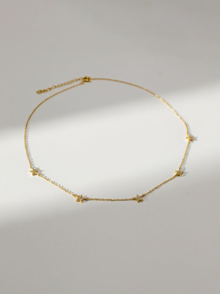 Collar Cinco Estrellas Brillantes