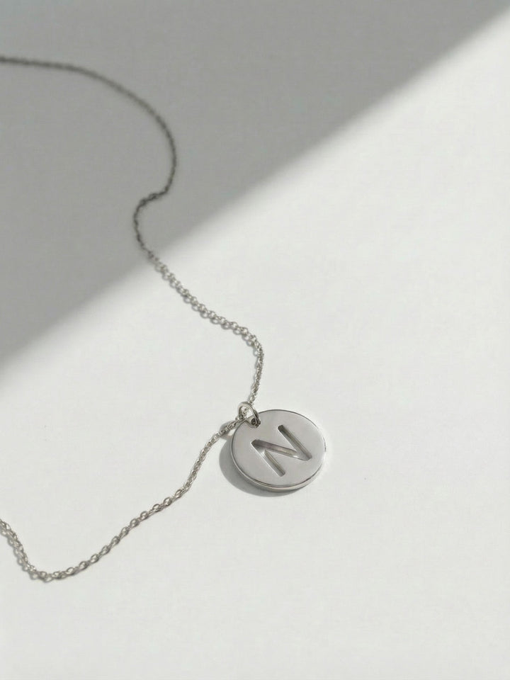 Collar Letra Calada - Plata