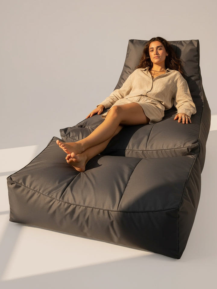 Modular Lounge Exterior PUF