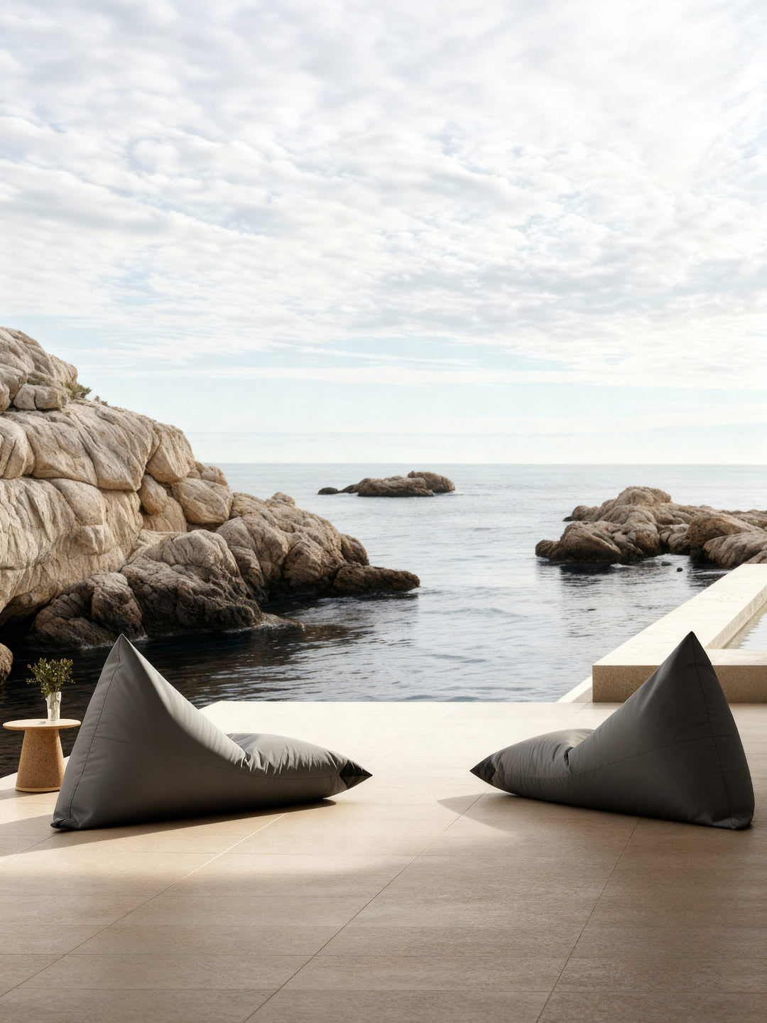 Puff Triangular Terraza y Exterior PUF - Gris Oscuro / Negro