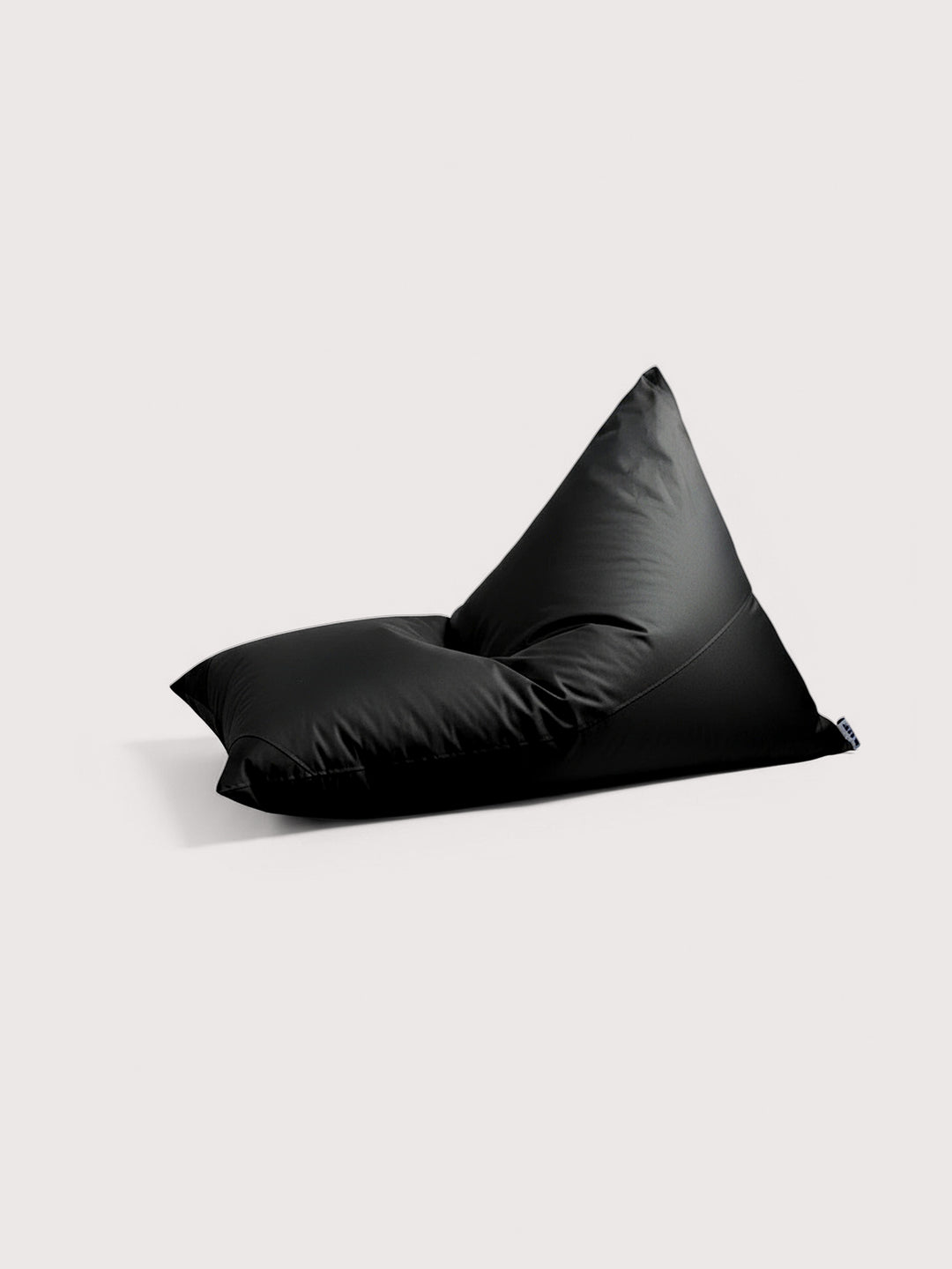Puff Triangular Terraza y Exterior PUF - Negro