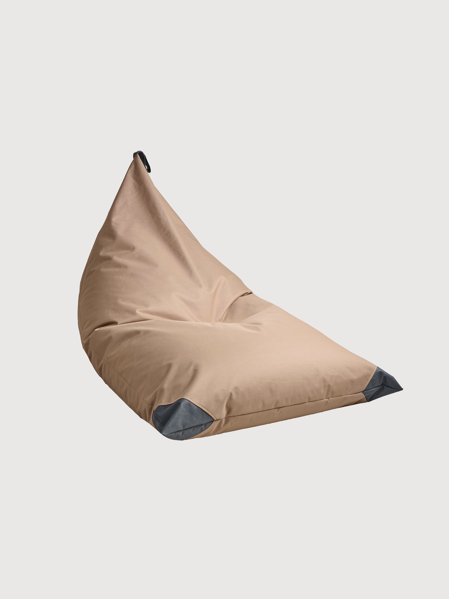 Puff Triangular Terraza y Exterior PUF - Arena / Gris Oscuro