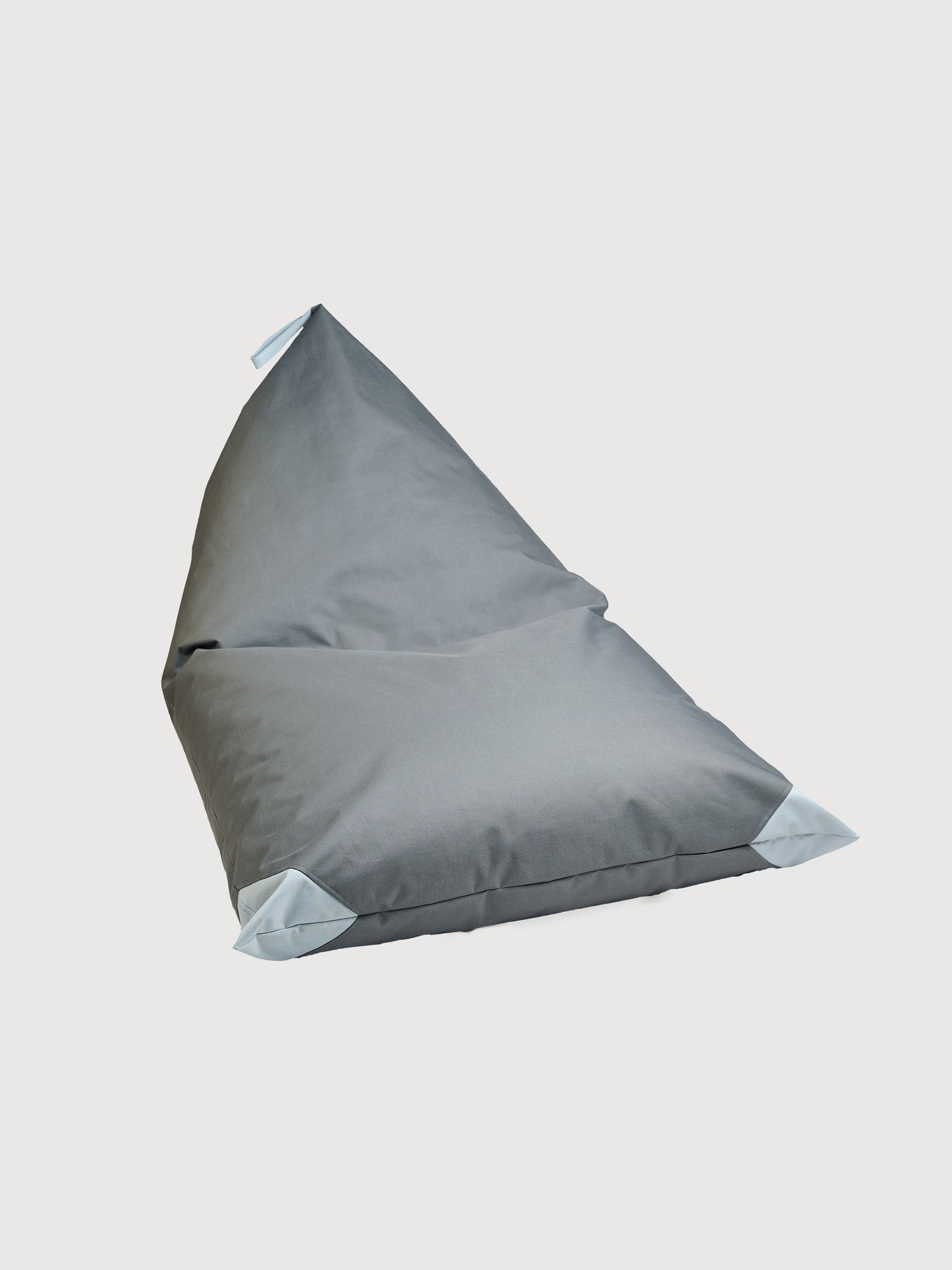 Puff Triangular Terraza y Exterior PUF - Gris Oscuro / Gris Claro