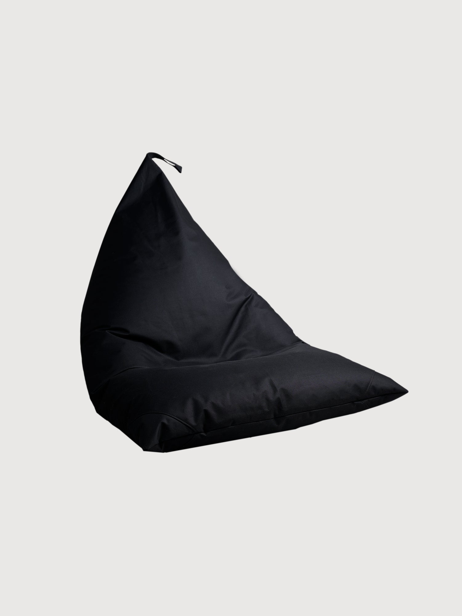 Puff Triangular Terraza y Exterior PUF - Negro